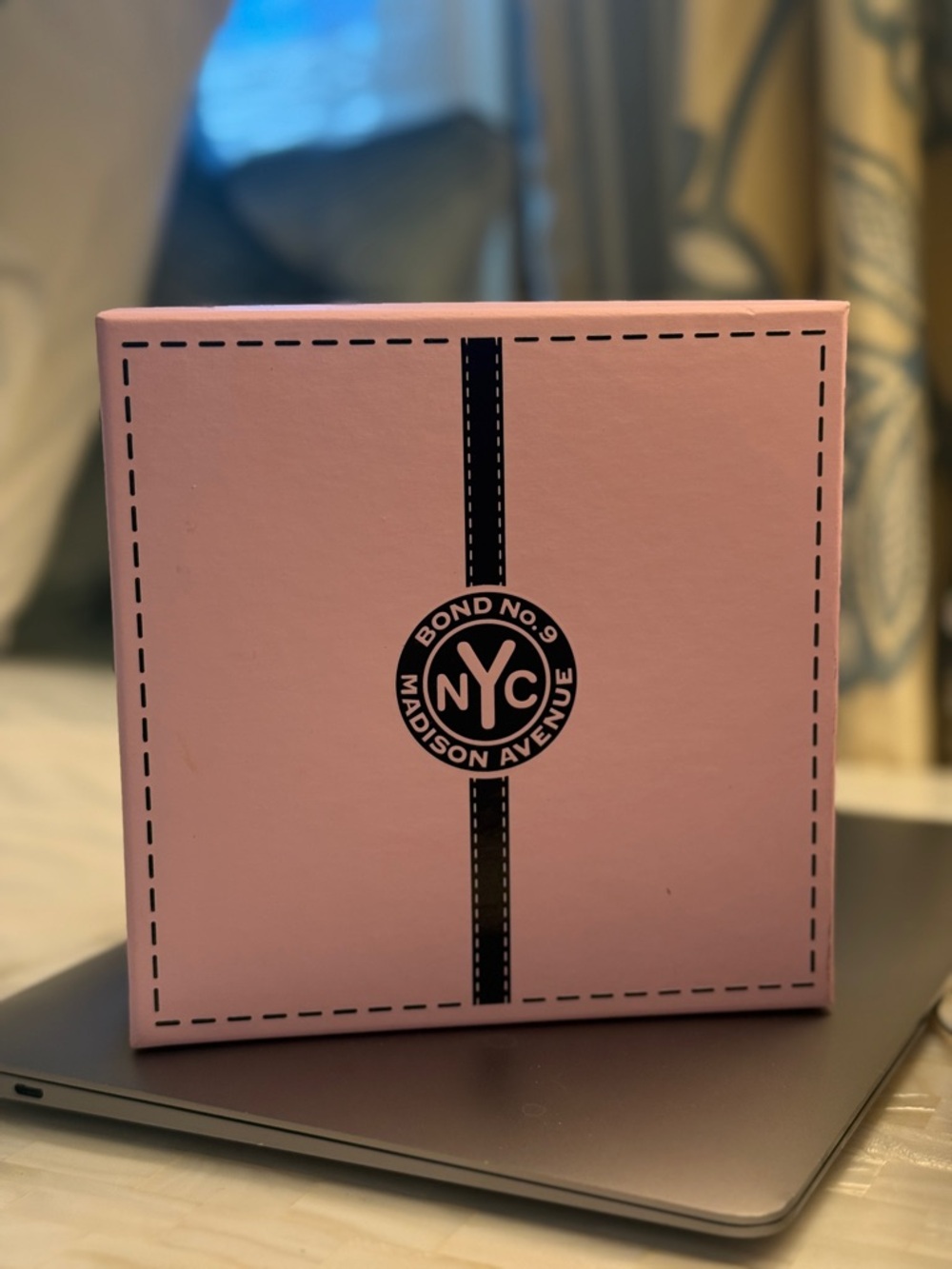Bond No. 9 NYC Madison Avenue Pink Women's Fragrance Bottle 3.3 FL. OZ - Picture 10 of 11